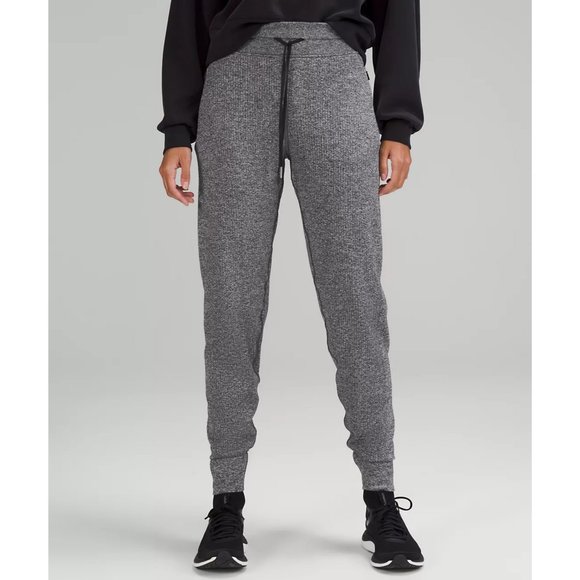 lululemon athletica Pants - Lululemon Relaxed Fit Jogger Engineered Warmth Yoga Athletic Lounge Grey 4